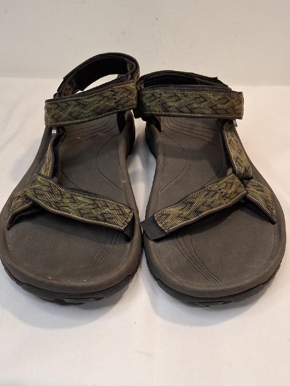 Teva Mens Sandals. Olive Green/Dark Gray Camo Webbing.Adjustable Straps.